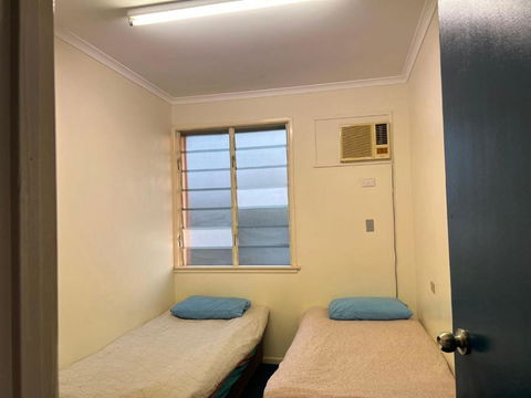 Q Lux Inn Emerald - Accommodation Sunshine Coast 1