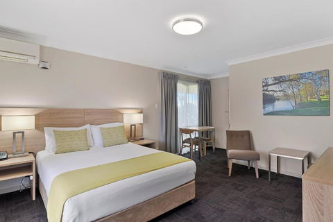 Quality Inn Carriage House - Accommodation Sunshine Coast 0