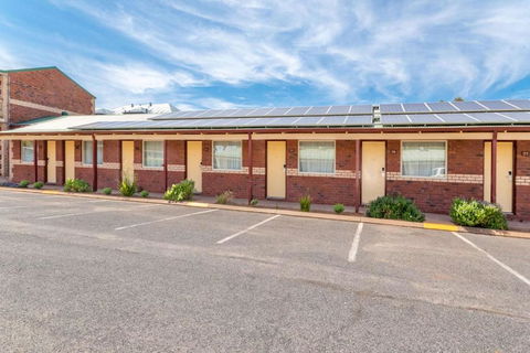 Quality Inn Railway Motel - Accommodation Sunshine Coast 3