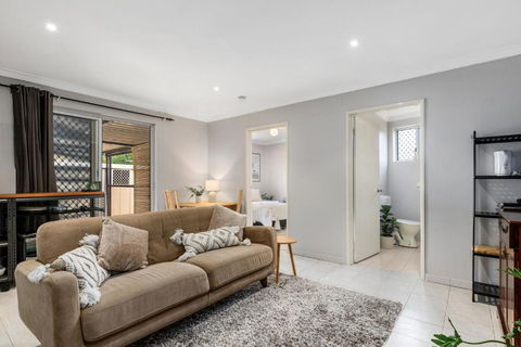 Quiet & Comfy - Accommodation Sunshine Coast 3