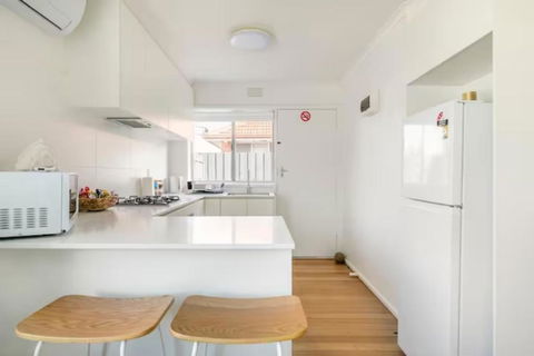 Quiet & Private With City Access And Free Wifi - Accommodation Sunshine Coast 1