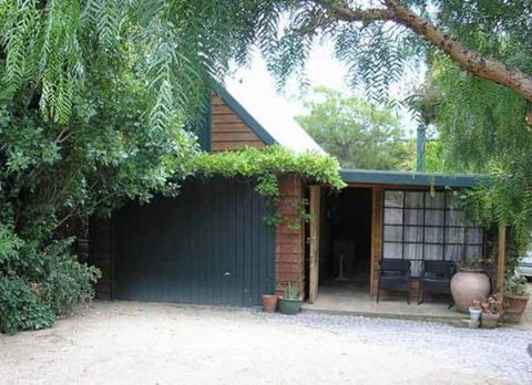 Red Brier Cottage Accommodation - Accommodation Sunshine Coast 3