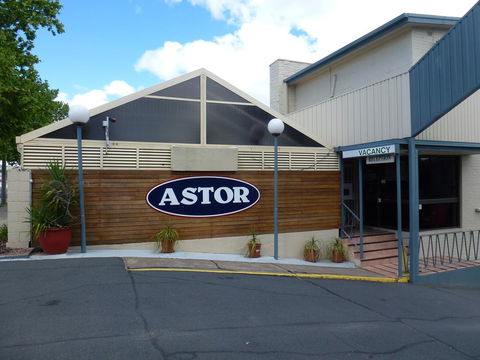Astor Hotel Motel - Accommodation Sunshine Coast 0