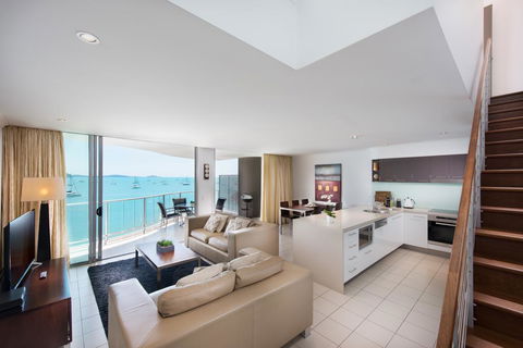 At Marina Shores - Accommodation Sunshine Coast 1