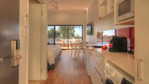 Atherton Motel - Accommodation Sunshine Coast 2