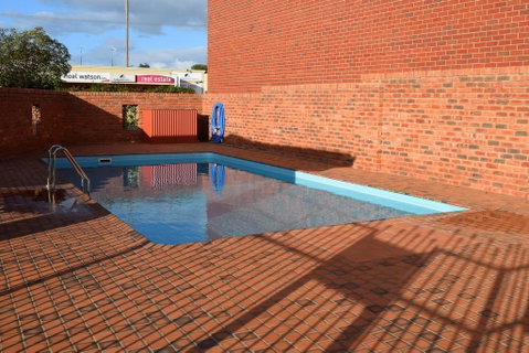 Australian Settlers Motor Inn - Accommodation Sunshine Coast 2