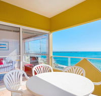 Avalon 4 - right across the road from convent beach - uninterrupted views - Accommodation Sunshine Coast