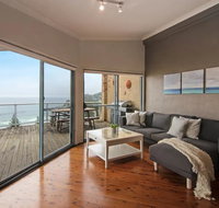 Avoca Heights House /// 4 BDR 2.5 BTH // Direct Ocean Views - Accommodation Sunshine Coast
