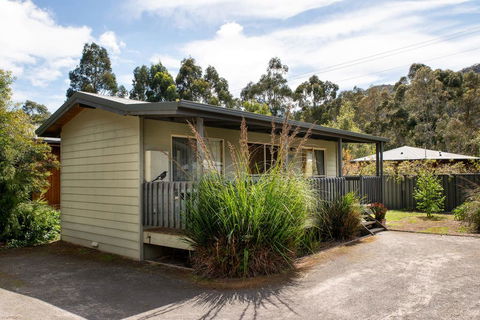 Awonga Cottages - Accommodation Sunshine Coast 3
