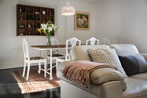 Aysgarth - Accommodation Sunshine Coast 2