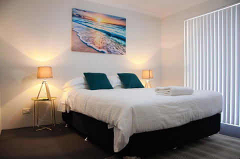 Azure Villa - Accommodation Sunshine Coast 0