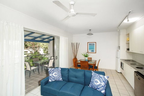 Baden 51 - Rainbow Shores, Air Conditioned, Walk To Beach, Swimming Pools - Accommodation Sunshine Coast 0