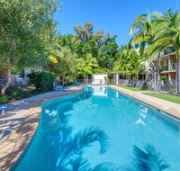 Baden 70 - Rainbow Shores Ground Floor Air Con Overlooking lap pool - Accommodation Sunshine Coast