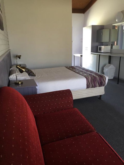 Bakery Park Motor Inn - Accommodation Sunshine Coast 0