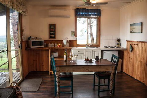 Balingup Heights Hilltop Forest Cottages - Accommodation Sunshine Coast 1