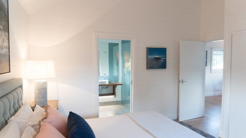 Bangalow Guesthouse - Accommodation Sunshine Coast 2