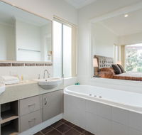 Banksia  Cosy Corner - Accommodation Sunshine Coast