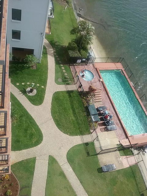 Banyandah Towers - Accommodation Sunshine Coast 0
