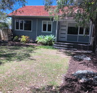 Barefoot Beach Cottage - Busselton - Accommodation Sunshine Coast
