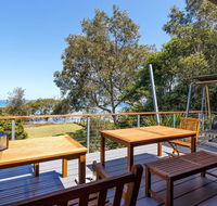 Barefoot Beach House - Accommodation Sunshine Coast