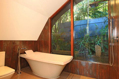 Barrengarry Hideaway - Accommodation Sunshine Coast 3