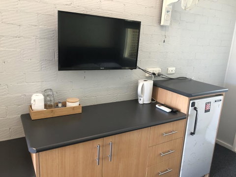 Bateau Bay Hotel - Accommodation Sunshine Coast 2