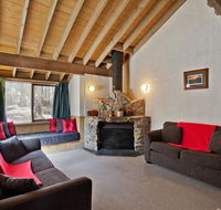 Battys - Accommodation Sunshine Coast