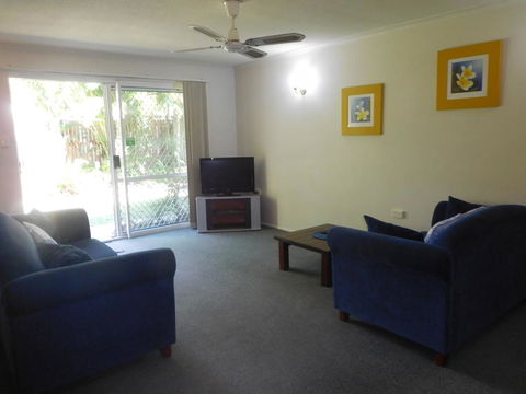 Bayshores Apartment Hervey Bay - Accommodation Sunshine Coast 2