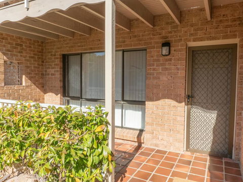 Beach Chalet 3 - Accommodation Sunshine Coast 2