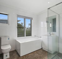 BEACH HOUSE ON PEARL - Accommodation Sunshine Coast