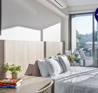 BEACH LOCATION STUDIO // CLOVELLY 4 - Accommodation Sunshine Coast