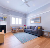 Beach Retreat - Accommodation Sunshine Coast