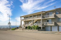 Beachcomer Unit 2 - The Entrance NSW