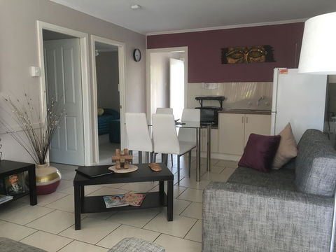 Beachlander Holiday Apartments - Accommodation Sunshine Coast 3