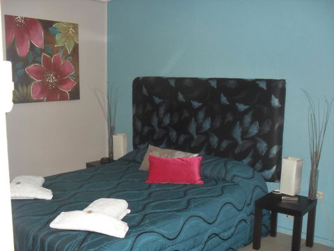 Beachlander Holiday Apartments - Accommodation Sunshine Coast 2
