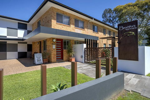 Beachpark Apartments Coffs Harbour - Accommodation Sunshine Coast 1
