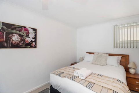 Reel Close! Walk To Everything. Sleeps 6 - Accommodation Sunshine Coast 3