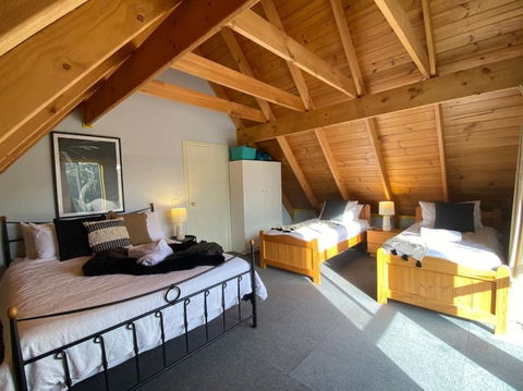 Reel & Relax: 3BR Beach House - Fish, Swim, Surf - Accommodation Sunshine Coast 3