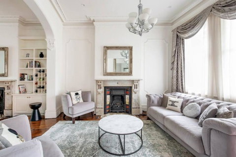 Refined Paddington Corner Terrace With Parking - Accommodation Sunshine Coast 1
