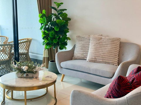 Resort-Style Apartment Near Harbour Town - Accommodation Sunshine Coast 0