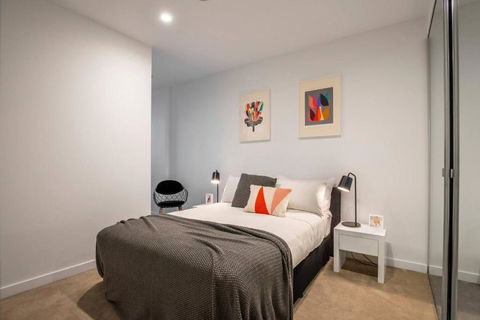 Retro Modern With Pool Near Westfield Doncaster - Accommodation Sunshine Coast 2