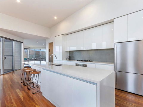 River Reveal - Accommodation Sunshine Coast 3