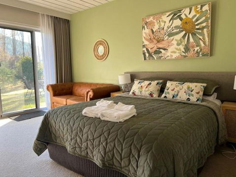 Riverbank Park MOTEL - Accommodation Sunshine Coast 0