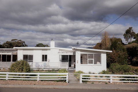 Riverside Retreat In Orford - Accommodation Sunshine Coast 1