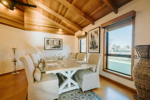 Riverview Retreat - Accommodation Sunshine Coast 2