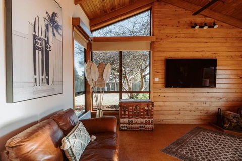 Riverview Retreat - Accommodation Sunshine Coast 1