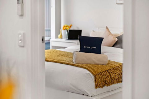 Rose - The Fringe Escape - Accommodation Sunshine Coast 1