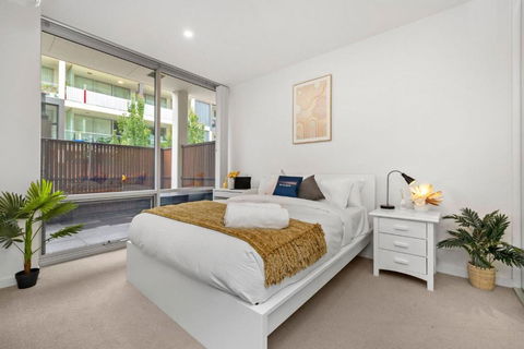 Rose - The Fringe Escape - Accommodation Sunshine Coast 2