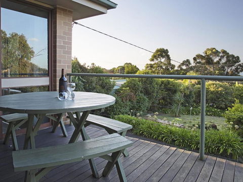 Roanjoka Dromana - Accommodation Sunshine Coast 0