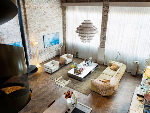 Rockstar, Surry Hills I30 - Accommodation Sunshine Coast 2